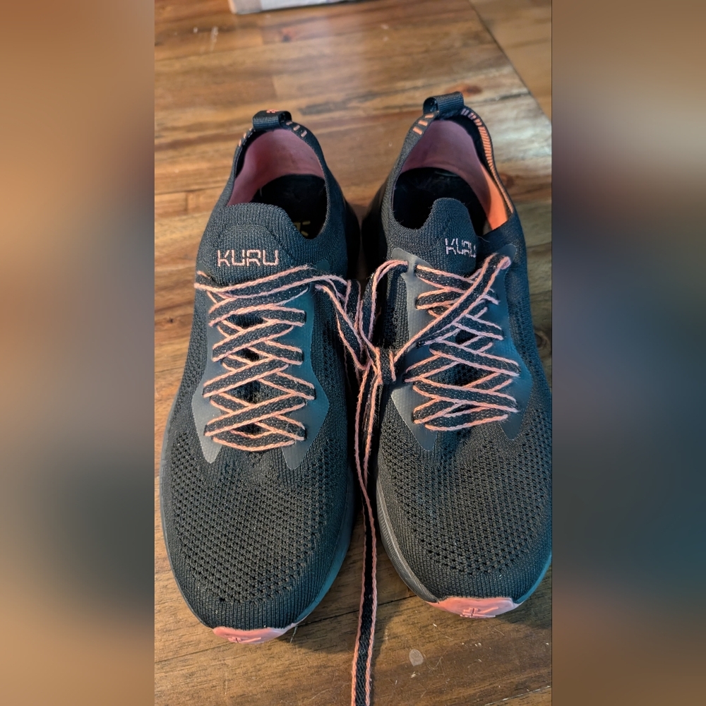 Kuru Flux Knit Sneakers Women's US 10 Medium